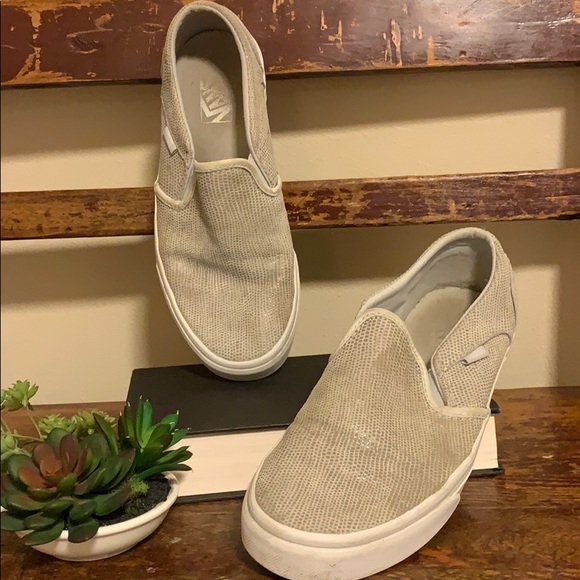 pebble snakeskin vans